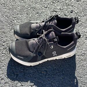 Kids On Running Cloud Sneakers, Size 5 Youth